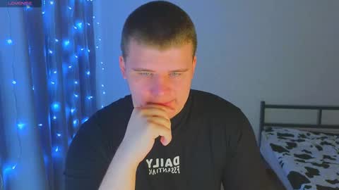 Vlad online show from 11-26-25, 03:51