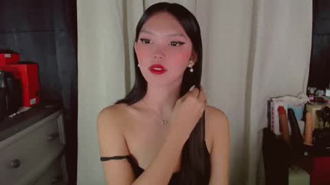 KITTY online show from 05-06-26, 10:15