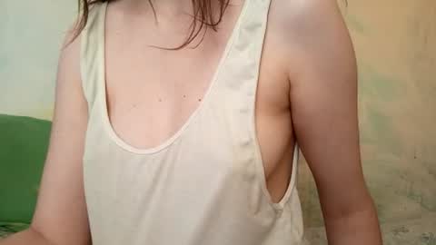 Snapshot of kittie_creme chatting on 06-30-26, 03:24 Kittie Creme online show from 06-30-26, 03:24