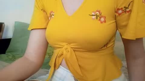 Snapshot of kittie_creme chatting on 07-05-26, 11:50 Kittie Creme online show from 07-05-26, 11:50
