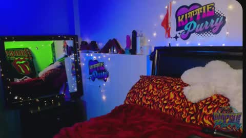 Kittie Purry online show from 02-16-25, 06:54
