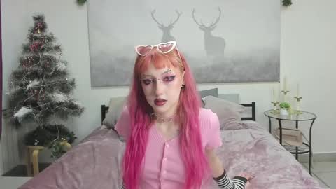 Snapshot of kitttywhisper chatting on 02-11-26, 05:34 kitttywhisper online show from 02-11-26, 05:34