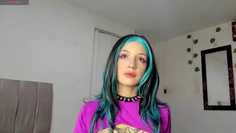 Snapshot of kitty__black__ chatting on 06-12-26, 08:52 KITTY online show from 06-12-26, 08:52