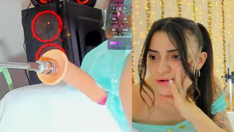 Snapshot of kitty__rosse__ chatting on 10-15-25, 10:26 Kitty online show from 10-15-25, 10:26