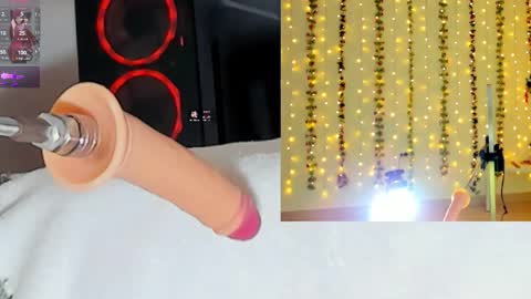 Snapshot of kitty__rosse__ chatting on 10-23-25, 10:25 Kitty online show from 10-23-25, 10:25