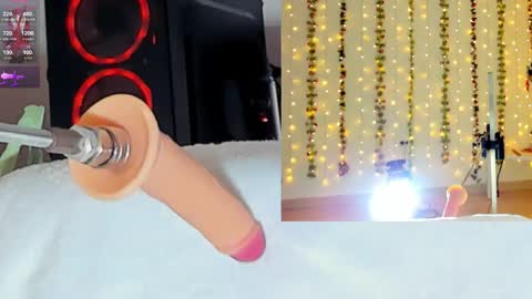 Snapshot of kitty__rosse__ chatting on 10-24-25, 10:22 Kitty online show from 10-24-25, 10:22