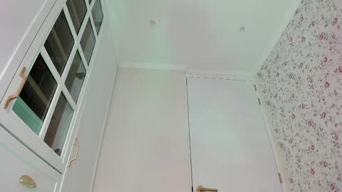 sophie online show from 05-05-26, 04:04