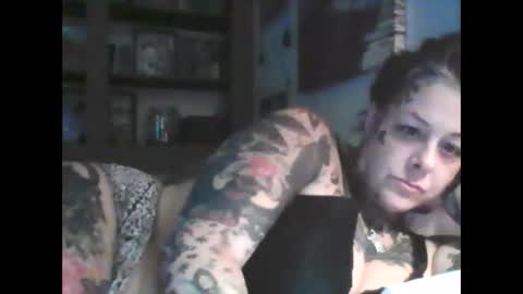 Snapshot of kitty_bang_bang chatting on 04-27-26, 04:10 kitty_bang_bang online show from 04-27-26, 04:10
