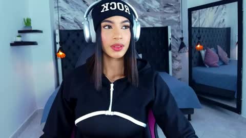 Kitty online show from 05-12-26, 11:51