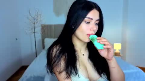 Snapshot of kitty_cut1ee_ chatting on 06-22-26, 06:21 kitty_cut1ee_ online show from 06-22-26, 06:21
