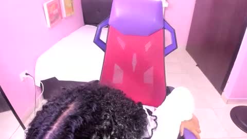 kitty_doll_squirt online show from 09-11-25, 11:54