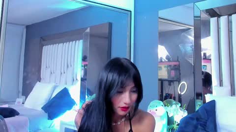 kitty online show from 02-18-25, 01:43
