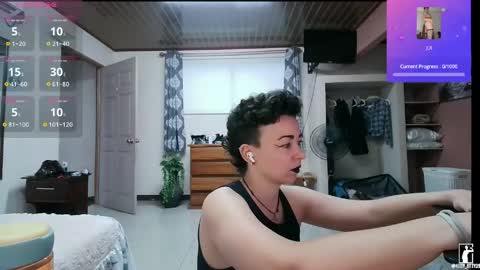 kitty_fitty29 online show from 05-17-26, 11:34
