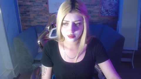 Snapshot of kitty_fox_b chatting on 12-09-24, 06:57 kitty_fox_b online show from 12-09-24, 06:57
