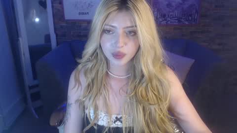 Snapshot of kitty_fox_b chatting on 12-21-24, 06:55 kitty_fox_b online show from 12-21-24, 06:55