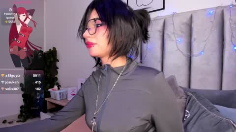 Camila online show from 01-31-25, 08:43