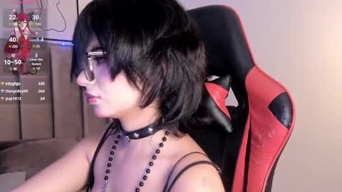 Camila online show from 02-28-25, 05:48