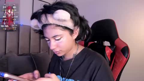 Camila online show from 03-05-25, 02:46