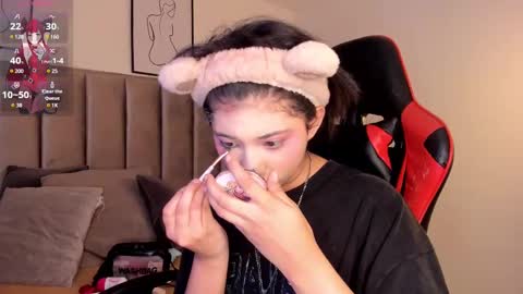 Camila online show from 03-11-25, 02:43