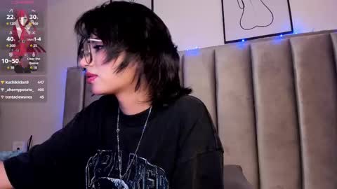 Camila online show from 03-11-25, 08:52