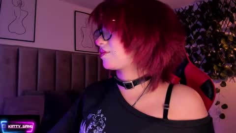 Camila online show from 09-13-25, 02:33