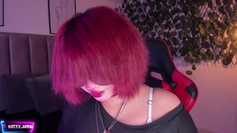 Camila online show from 09-18-25, 02:13