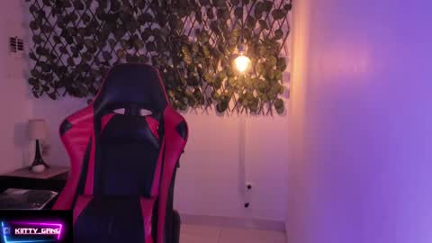 Camila online show from 09-19-25, 02:24