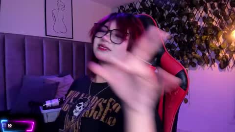 Camila online show from 11-20-25, 02:23