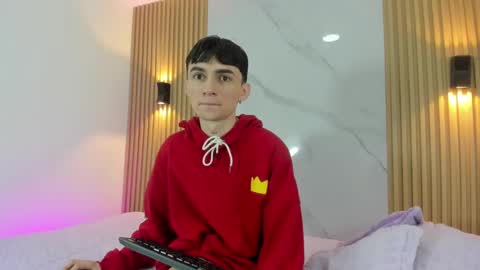kitty_gill online show from 12-16-24, 11:33