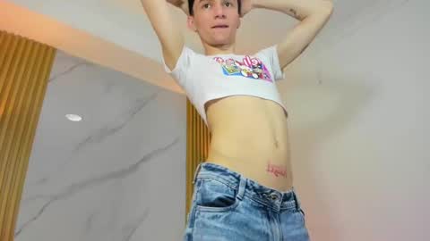 kitty_gill online show from 12-18-24, 05:31