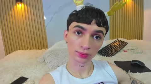 kitty_gill online show from 12-21-24, 02:37