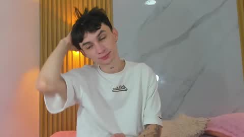 kitty_gill online show from 01-02-25, 04:02