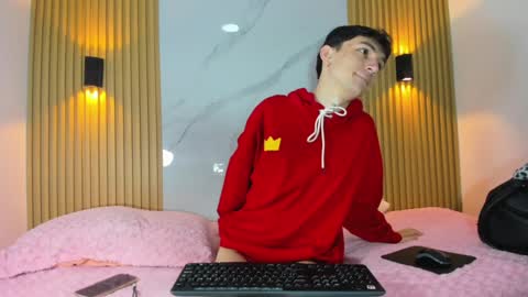kitty_gill online show from 01-07-25, 10:43
