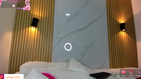 kitty_gill online show from 01-22-25, 02:14