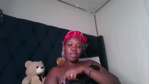 Snapshot of kitty_kerry chatting on 11-04-25, 10:20 kitty_kerry online show from 11-04-25, 10:20