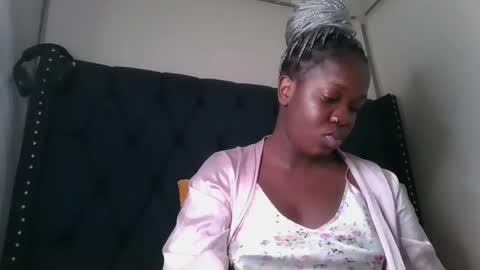 Snapshot of kitty_kerry chatting on 11-12-25, 03:51 kitty_kerry online show from 11-12-25, 03:51