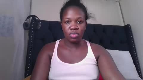 kitty_kerry online show from 12-17-25, 05:35