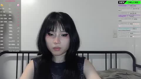 Snapshot of kitty_krush chatting on 10-01-25, 12:38 Kitty online show from 10-01-25, 12:38