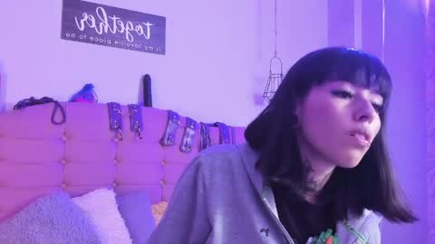 kitty_ls online show from 03-23-26, 09:08