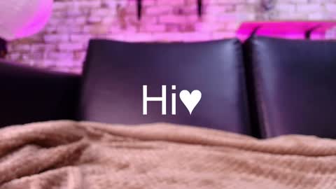 Snapshot of kitty_malach chatting on 10-02-25, 02:29 Kitty online show from 10-02-25, 02:29