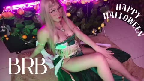 Snapshot of kitty_malach chatting on 05-03-26, 02:39 Kitty online show from 05-03-26, 02:39