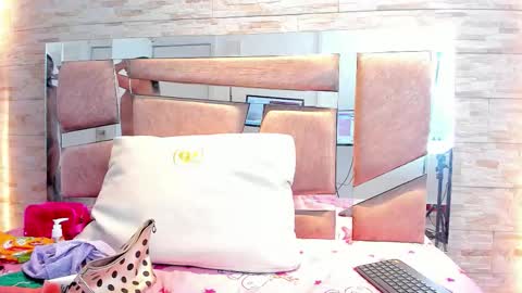 kitty online show from 02-22-26, 07:23