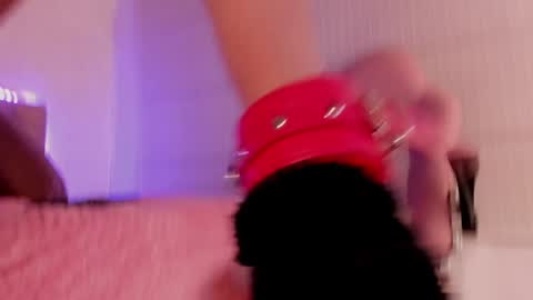 Snapshot of kitty_pam chatting on 01-28-25, 10:34 Kitty online show from 01-28-25, 10:34