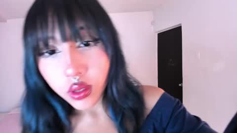 Snapshot of kitty_pam chatting on 03-04-25, 09:51 Kitty online show from 03-04-25, 09:51