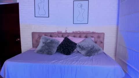 Snapshot of kitty_pam chatting on 09-16-25, 07:59 Kitty online show from 09-16-25, 07:59