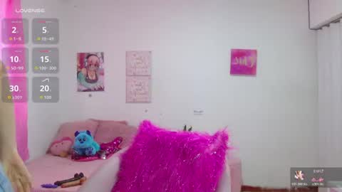 Snapshot of kitty_seducction chatting on 06-29-26, 08:31 Aleja online show from 06-29-26, 08:31