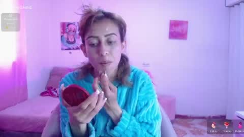 Snapshot of kitty_seducction chatting on 07-01-26, 08:19 Aleja online show from 07-01-26, 08:19
