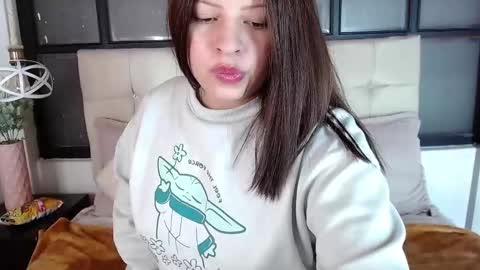 K I T T Y   online show from 11-02-25, 08:22