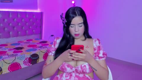 kitty_violet11 online show from 02-11-26, 08:47