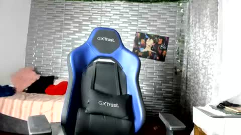 violet online show from 06-27-26, 03:11